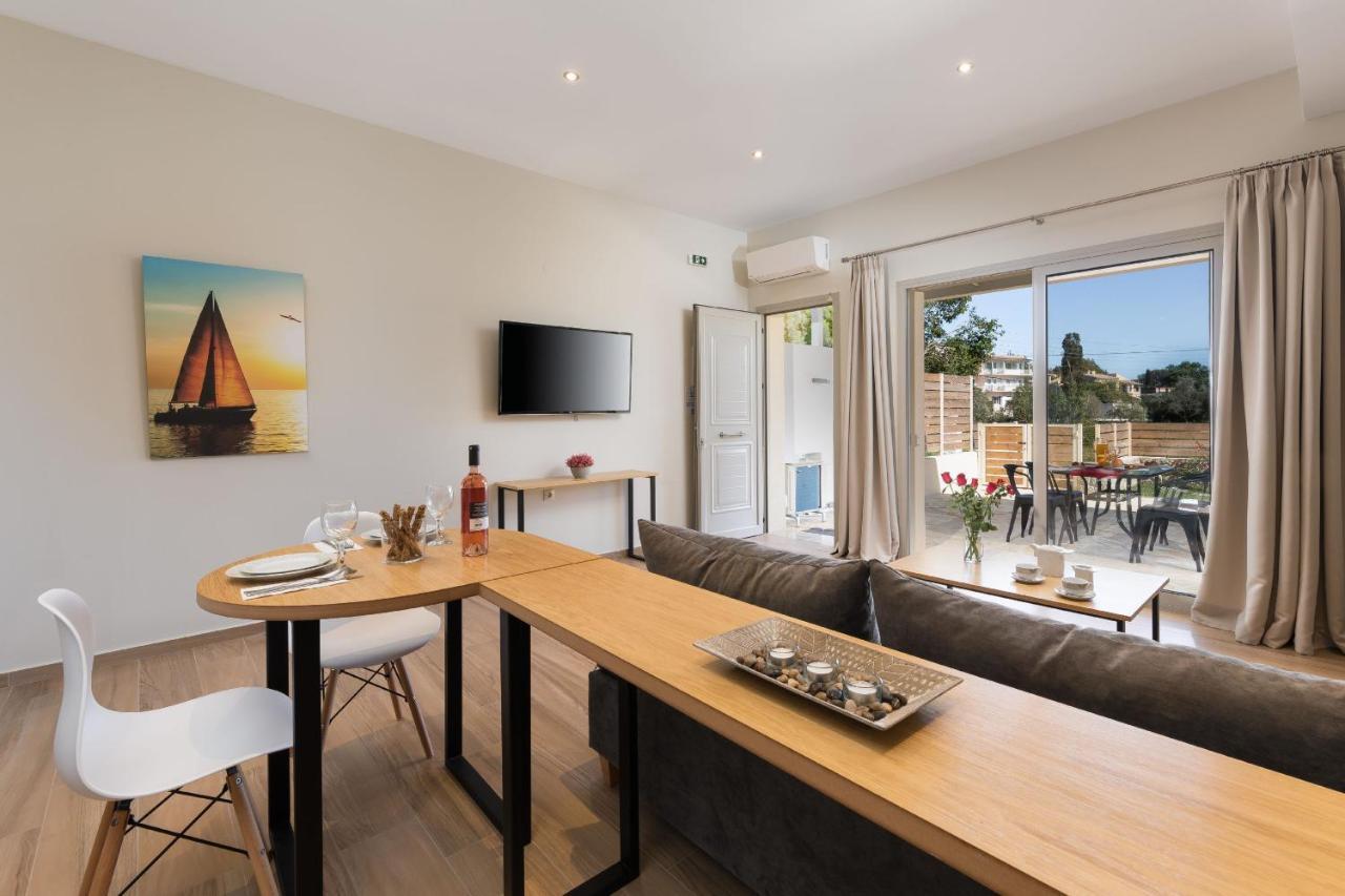 Senses Suites Dassia  Bagian luar foto