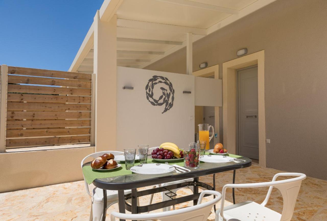 Senses Suites Dassia  Bagian luar foto